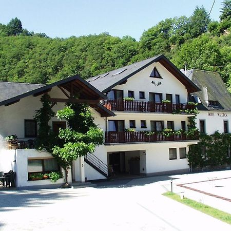 Moselhotel Waldeck Burgen  Extérieur photo